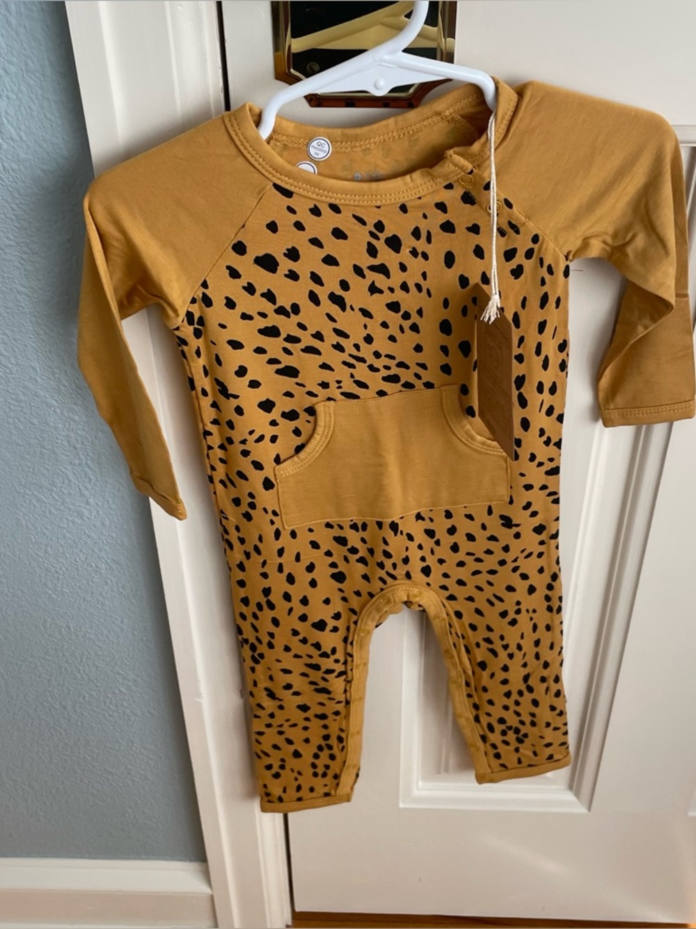 NWT KYTE Baby Mustard Cheetah-Print Long-Sleeve One-Piece Romper 12-18M